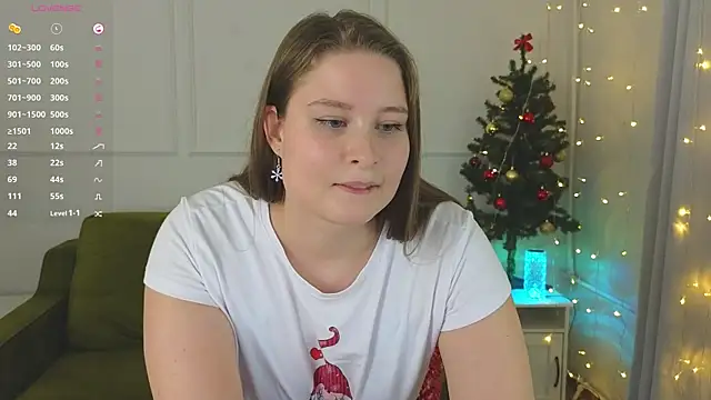 Snapshot of sophie__lee chatting on 12/21/24, 07:16 sophie lee online show from 12/21/24, 07:16