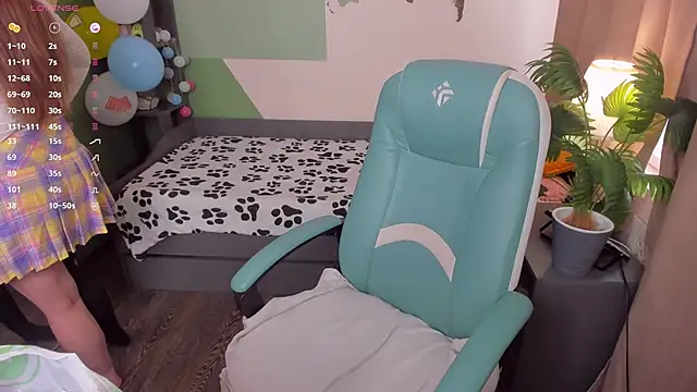 Snapshot of sophie__lee chatting on 09/25/25, 11:14 sophie lee online show from 09/25/25, 11:14