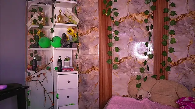 zoey-fox online show from 03/27/26, 11:37