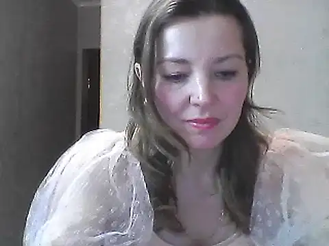 Snapshot of VselenaSun402 chatting on 01/04/25, 01:21 VselenaSun402 online show from 01/04/25, 01:21