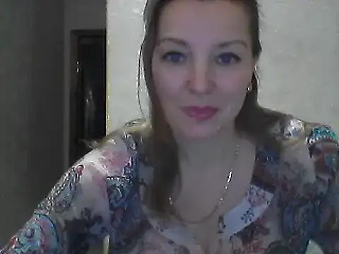 Snapshot of VselenaSun402 chatting on 01/10/25, 03:58 VselenaSun402 online show from 01/10/25, 03:58