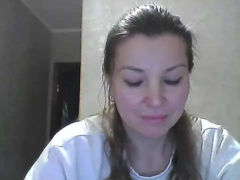 Snapshot of VselenaSun402 chatting on 01/11/25, 01:53 VselenaSun402 online show from 01/11/25, 01:53