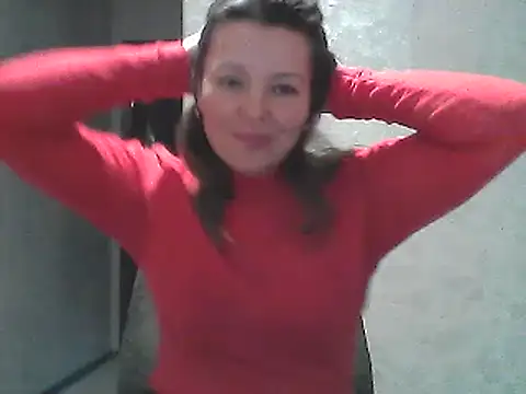 Snapshot of VselenaSun402 chatting on 01/13/25, 03:04 VselenaSun402 online show from 01/13/25, 03:04