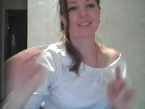 Snapshot of VselenaSun402 chatting on 01/18/25, 02:44 VselenaSun402 online show from 01/18/25, 02:44