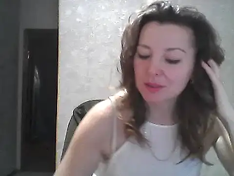 Snapshot of VselenaSun402 chatting on 01/23/25, 08:25 VselenaSun402 online show from 01/23/25, 08:25