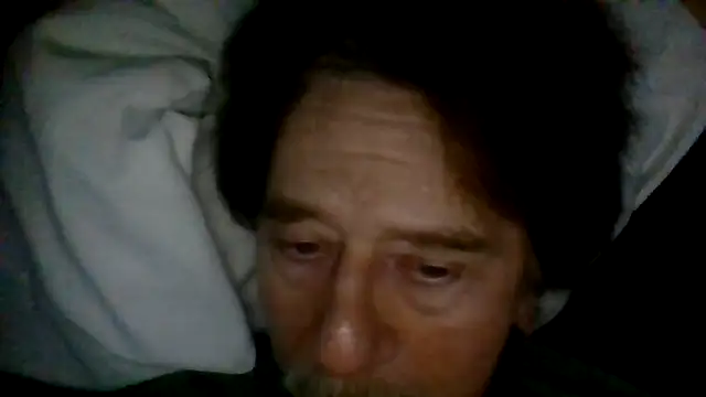 Snapshot of frankie7inch chatting on 05/16/26, 06:54 frankie7inch online show from 05/16/26, 06:54