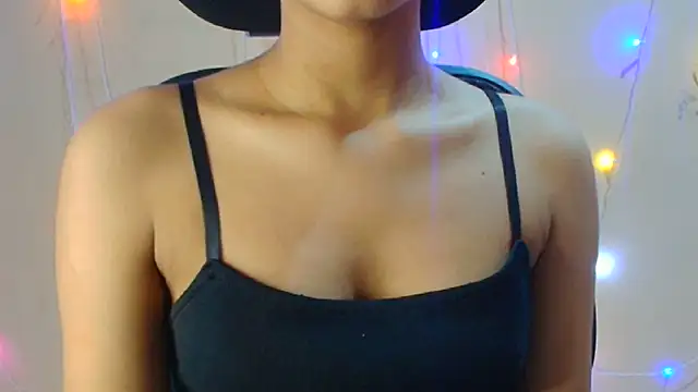 Snapshot of Chandani-Love chatting on 05/30/26, 06:32 Chandani-Love online show from 05/30/26, 06:32