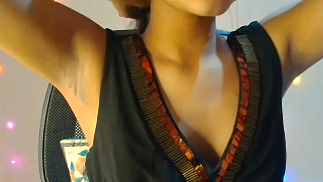 Snapshot of Chandani-Love chatting on 06/01/26, 03:25 Chandani-Love online show from 06/01/26, 03:25