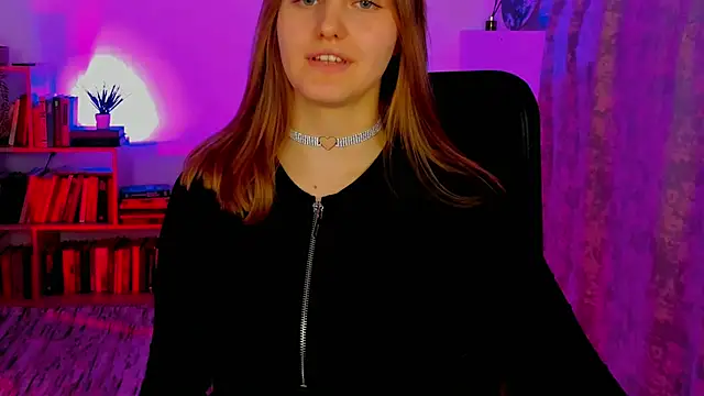 KellyPoter online show from 12/21/24, 06:23