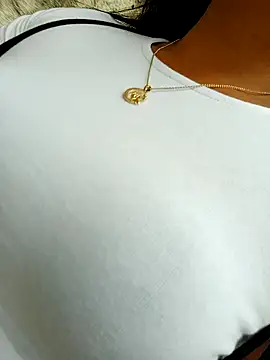 Karol-kamila19 online show from 01/02/25, 12:57