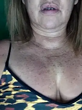 Kasandra Ho online show from 10/03/25, 08:11