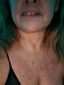 Kasandra Ho online show from 01/14/26, 01:22