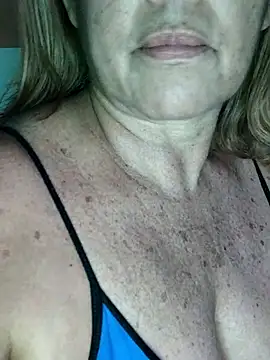 Kasandra Ho online show from 04/06/26, 08:04