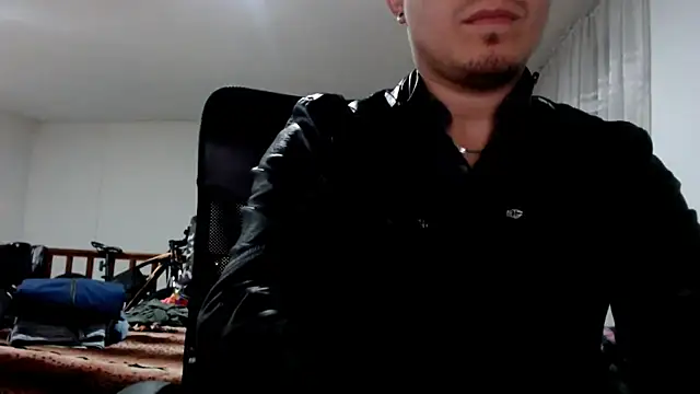 dragon1006 online show from 02/11/25, 01:20