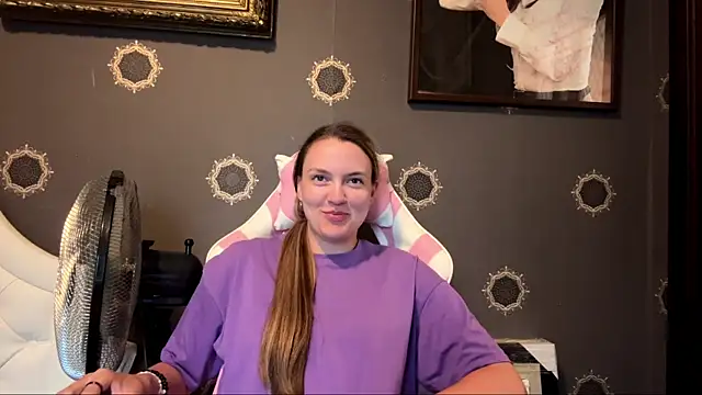 NoreenBunton online show from 07/16/26, 04:35