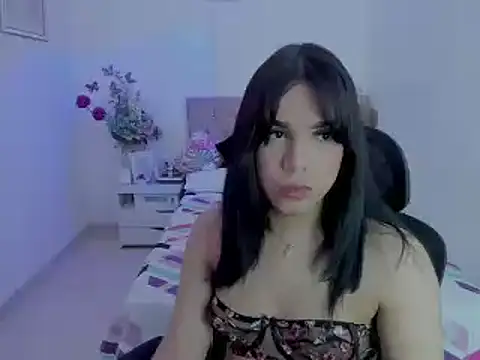 Snapshot of linda_zaam83866 chatting on 03/16/25, 07:49 linda zaam83866 online show from 03/16/25, 07:49