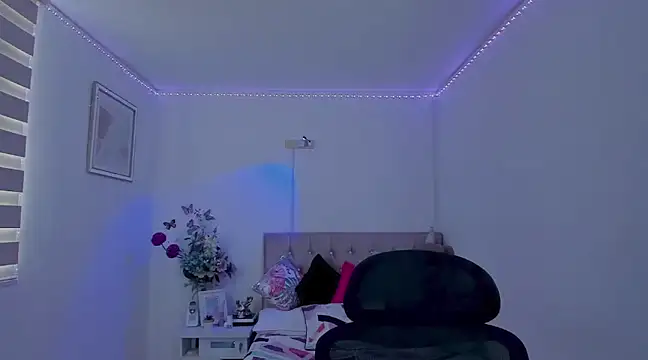 Snapshot of linda_zaam83866 chatting on 03/19/25, 04:13 linda zaam83866 online show from 03/19/25, 04:13