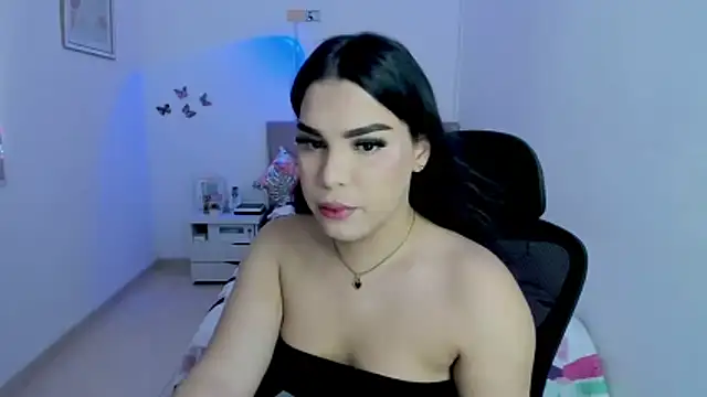 Snapshot of linda_zaam83866 chatting on 10/27/25, 05:50 linda zaam83866 online show from 10/27/25, 05:50