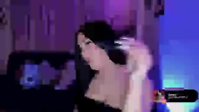 Snapshot of linda_zaam83866 chatting on 02/09/26, 03:10 linda zaam83866 online show from 02/09/26, 03:10