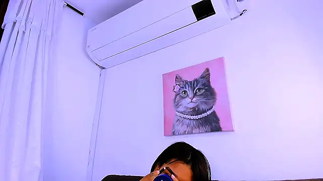 Snapshot of Fernanda_brown18 chatting on 09/29/25, 08:02 Fernanda brown18 online show from 09/29/25, 08:02