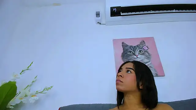 Snapshot of Fernanda_brown18 chatting on 10/02/25, 07:21 Fernanda brown18 online show from 10/02/25, 07:21