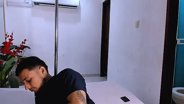 Snapshot of Fernanda_brown18 chatting on 12/02/25, 08:26 Fernanda brown18 online show from 12/02/25, 08:26