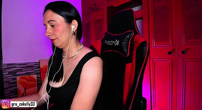 Snapshot of gracekelly12 chatting on 12/05/24, 10:12 gracekelly12 online show from 12/05/24, 10:12