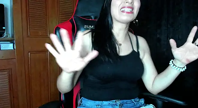 Snapshot of gracekelly12 chatting on 01/14/25, 10:55 gracekelly12 online show from 01/14/25, 10:55