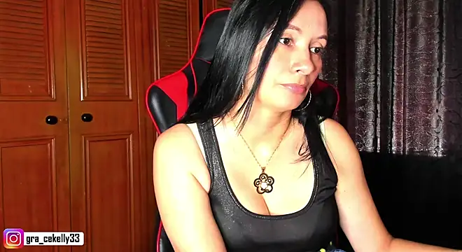 Snapshot of gracekelly12 chatting on 01/19/25, 04:04 gracekelly12 online show from 01/19/25, 04:04