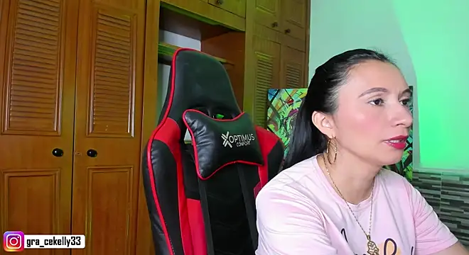 Snapshot of gracekelly12 chatting on 01/27/25, 06:41 gracekelly12 online show from 01/27/25, 06:41