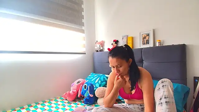 Snapshot of gracekelly12 chatting on 10/06/25, 03:31 gracekelly12 online show from 10/06/25, 03:31