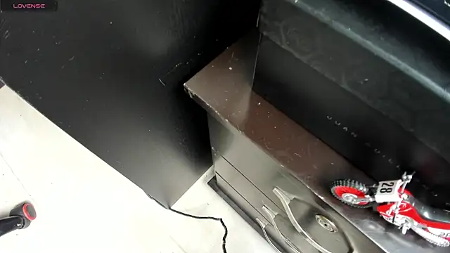 Snapshot of gracekelly12 chatting on 12/05/25, 02:36 gracekelly12 online show from 12/05/25, 02:36