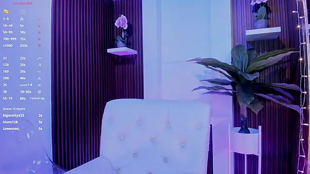 CattleyaScaly online show from 12/19/24, 01:28