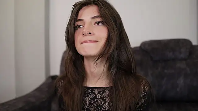 Snapshot of Megga_Bluee chatting on 10/01/25, 08:59 Megga Bluee online show from 10/01/25, 08:59