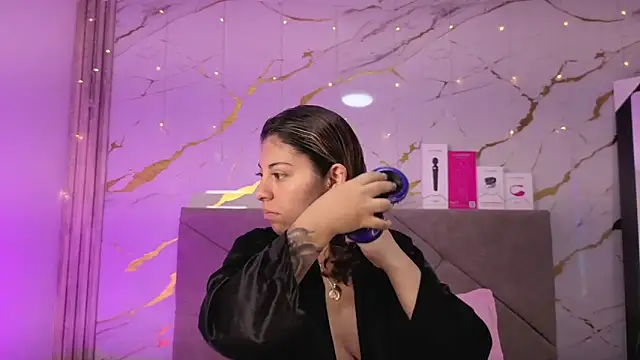 agatha 97  online show from 04/18/26, 03:05