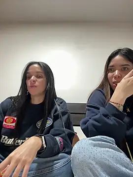 daniniescobarr online show from 03/03/26, 09:31