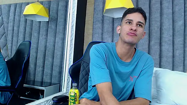 Snapshot of JakeMoxley chatting on 01/26/25, 12:33 JakeMoxley online show from 01/26/25, 12:33