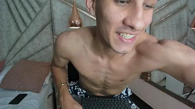 Snapshot of JakeMoxley chatting on 02/06/25, 07:29 JakeMoxley online show from 02/06/25, 07:29