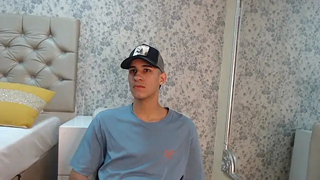 Snapshot of JakeMoxley chatting on 02/07/25, 12:50 JakeMoxley online show from 02/07/25, 12:50