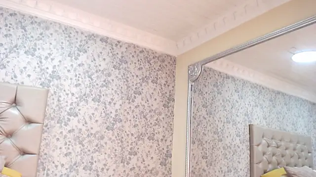 Snapshot of JakeMoxley chatting on 02/07/25, 03:52 JakeMoxley online show from 02/07/25, 03:52