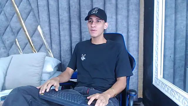 Snapshot of JakeMoxley chatting on 03/16/25, 01:38 JakeMoxley online show from 03/16/25, 01:38