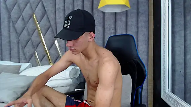 Snapshot of JakeMoxley chatting on 03/19/25, 06:44 JakeMoxley online show from 03/19/25, 06:44