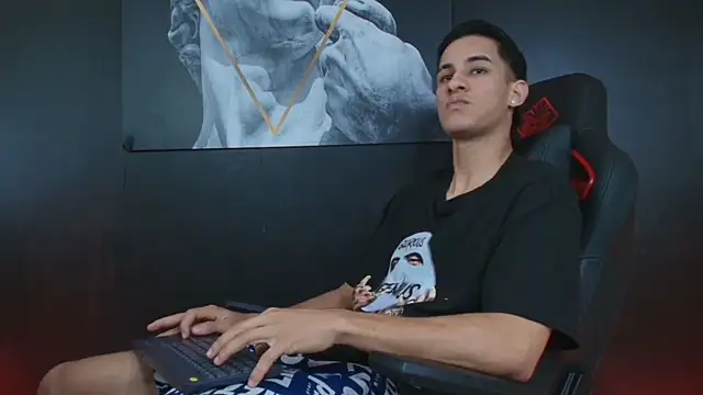 Snapshot of JakeMoxley chatting on 09/15/25, 11:54 JakeMoxley online show from 09/15/25, 11:54