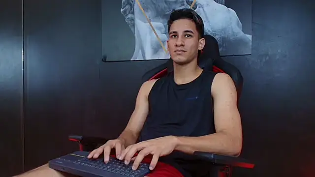 Snapshot of JakeMoxley chatting on 09/17/25, 03:57 JakeMoxley online show from 09/17/25, 03:57