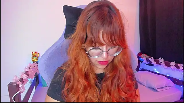 Snapshot of _Moon_Johnson chatting on 11/03/25, 12:46 Moon Johnson online show from 11/03/25, 12:46