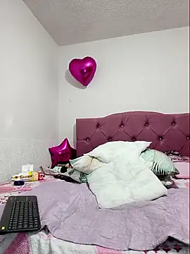 Melinaa-sex online show from 12/04/25, 10:13