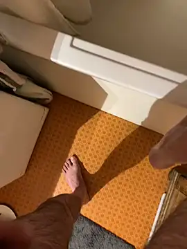 Snapshot of solomec chatting on 12/24/24, 06:06 solomec online show from 12/24/24, 06:06