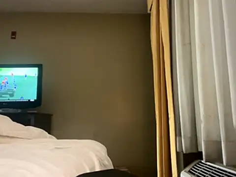 Snapshot of Backshort11 chatting on 10/26/25, 05:46 Backshort11 online show from 10/26/25, 05:46