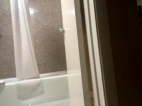 Snapshot of Backshort11 chatting on 11/22/25, 07:07 Backshort11 online show from 11/22/25, 07:07