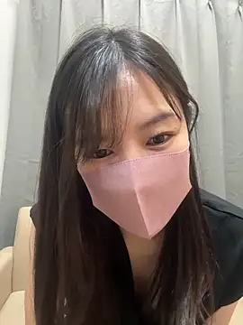 Snapshot of cupido_meimei chatting on 01/13/25, 01:17 cupido meimei online show from 01/13/25, 01:17